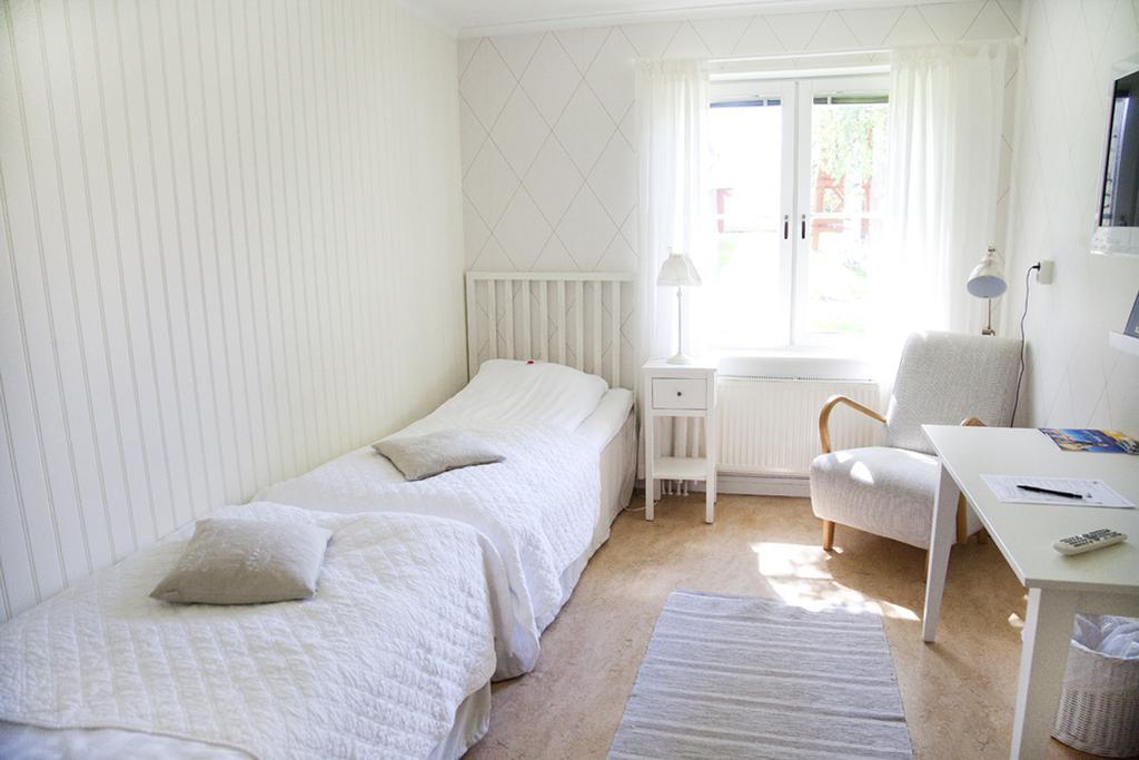 Stiftsgarden Konferens & Hotell 谢莱夫特奥 客房 照片