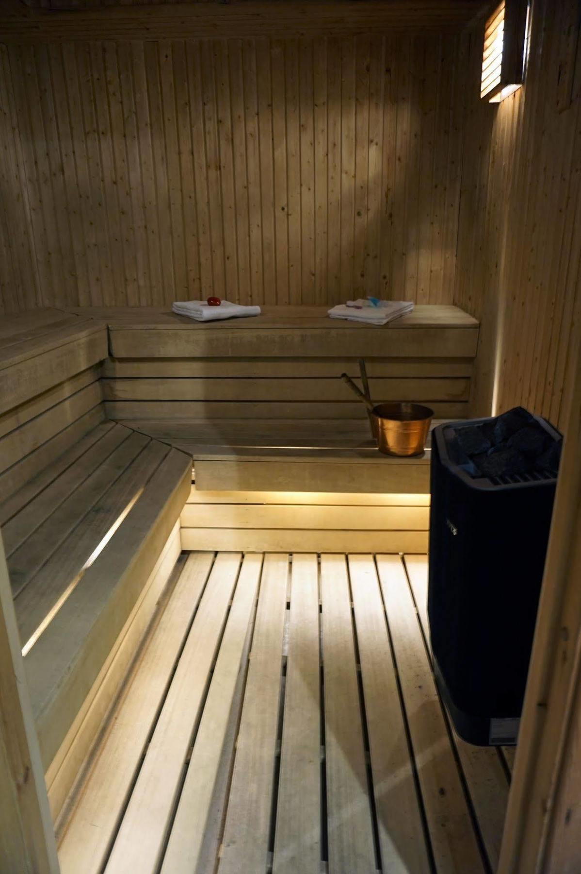 Stiftsgarden Konferens & Hotell 谢莱夫特奥 外观 照片
